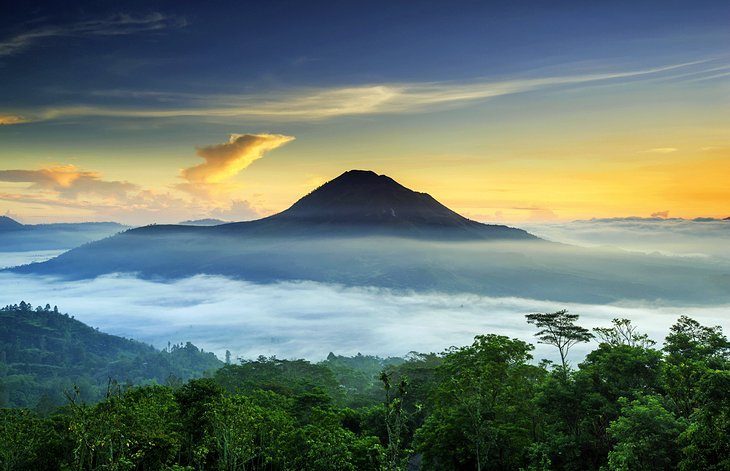 Muntele Batur