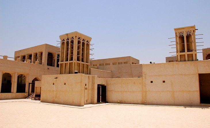 Vedeți arhitectura tradițională la casa șeicului Saeed Al-Maktoum