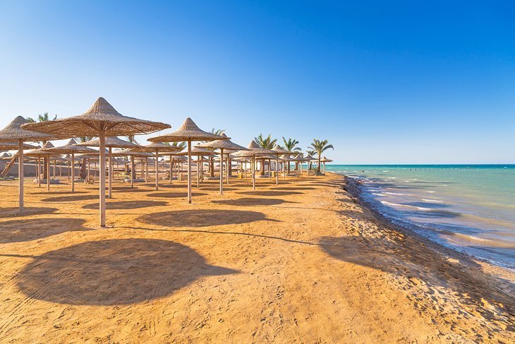 Experimentați viața de plajă din Hurghada