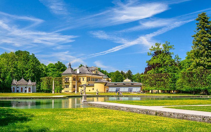 Vezi cum trăiau cei bogați din vechime: Palatul și fântânile Hellbrunn