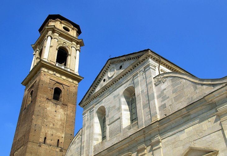 Catedrala și Sfântul Giulgiu