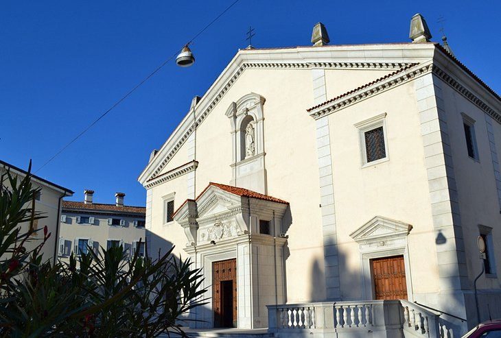 Explorați Gorizia într-o excursie de o zi