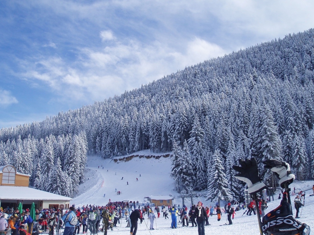 Oferte de Revelion in Bulgaria, statiunea de ski Bansko, 4 nopti/ 2 persoane, preturi de la 480 Ron