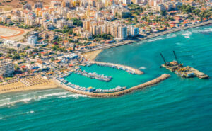 Vacanta in Larnaca (Cipru)! 92 euro (zbor si cazare 4 nopti)