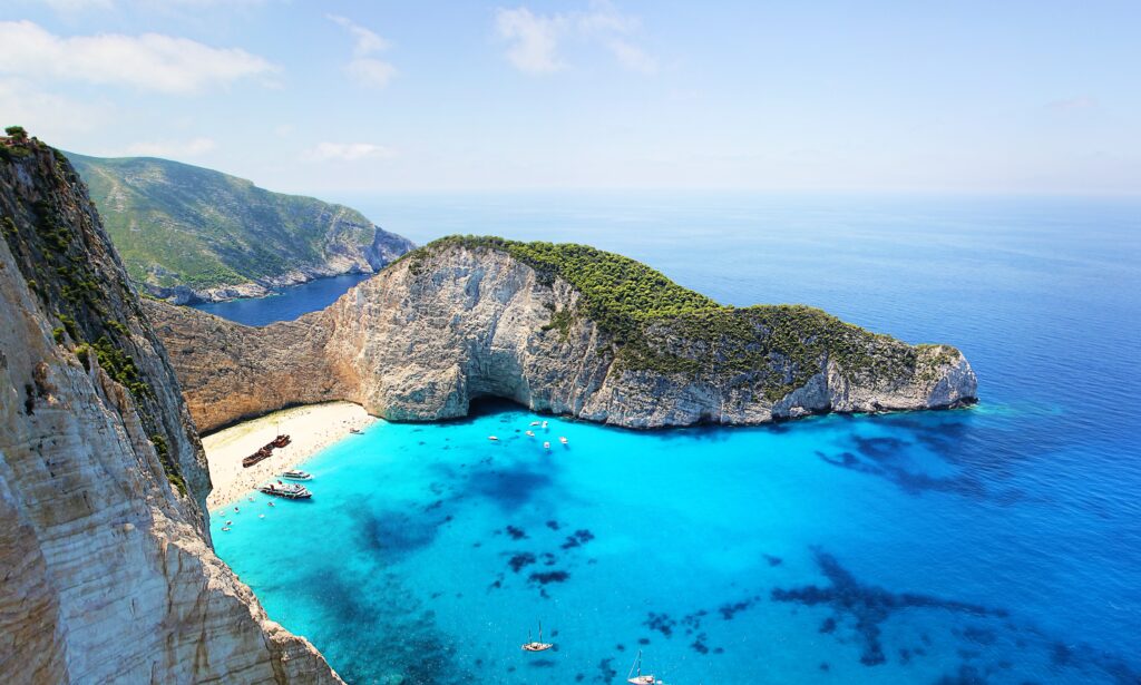 Vacanta in Zakynthos (Grecia) la doar 188 euro! ( zbor + cazare 7 nopti)