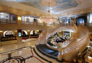 Hotelul de 5 * Carlton Palace Dubai foarte bine cotat de la doar 29 € / noapte cu anulare gratuită!