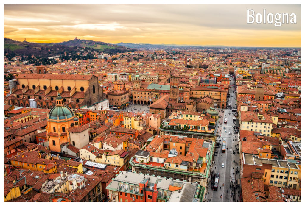 City break in Bologna, Italia, 74 euro (zbor si cazare 2 nopti)