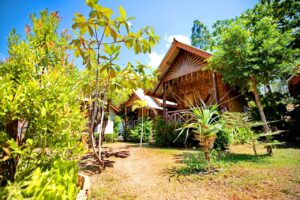 Până în 2022! Cabana de bambus de top în insula Koh Lanta, Thailanda de la doar 7 € / noapte! (anulare gratuită)