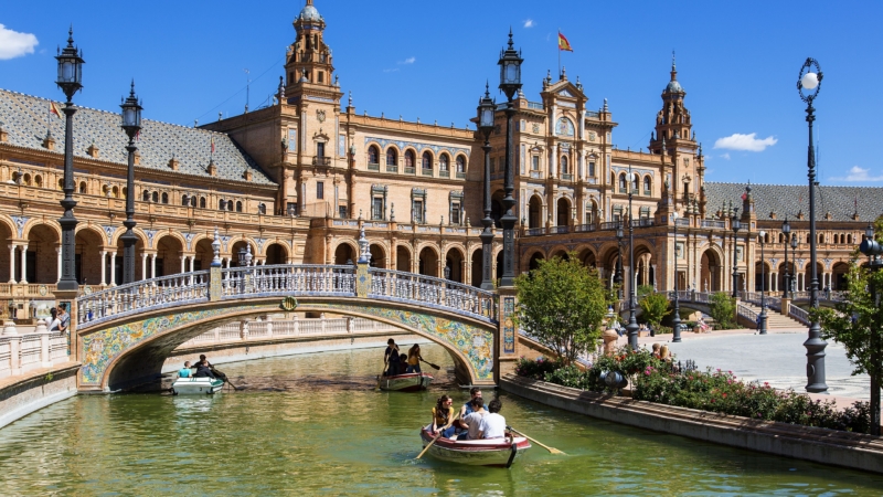 Weekend prelungit in Sevilla, Spania!! doar 84 euro (zbor si cazare 3 nopti)