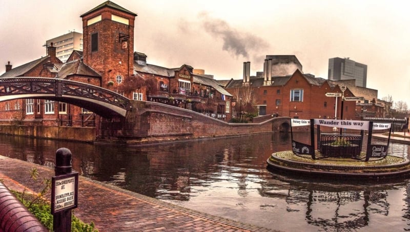 Weekend prelungit in Birmingham ( Anglia), 95 euro (zbor si cazare 3 nopti)