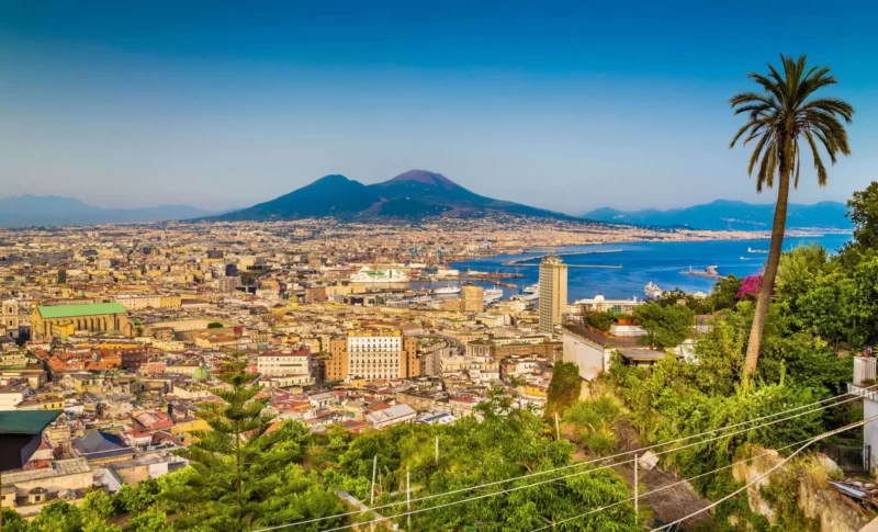 Weekend prelungit in Napoli, Italia, 86 euro (zbor si cazare 3 nopti)