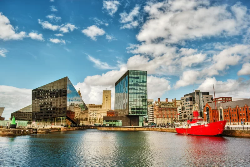 City break in Liverpool, UK, doar 71 euro (zbor si cazare 3 nopti)