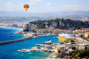 City break pe Coasta de Azur – 206 euro (zbor + cazare 3 nopti)