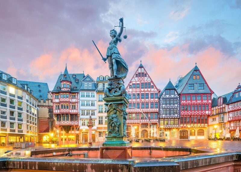 City break in Frankfurt (Germania), 91 euro! (zbor + cazare 3 nopti)!