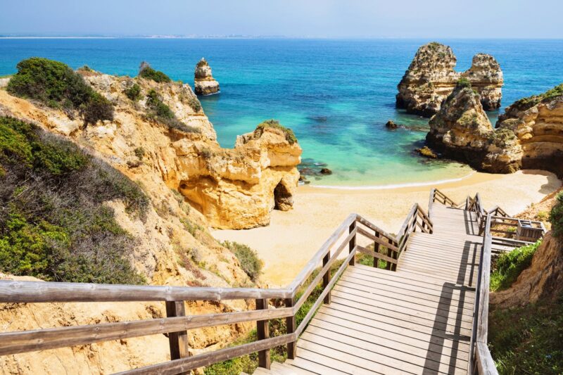 O saptamana in minunatul Algarve, Portugalia – 203 euro (zbor + cazare) – cunoscut pentru plaje exotice