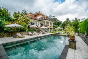 B&B Bukit Asri Lodge 4* în Bali, Indonezia, 30 €/noapte!