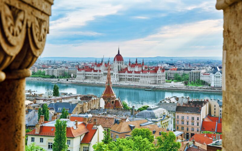 Vacanta de VARA in Budapesta – 113 euro! (zbor si cazare 4 nopti)