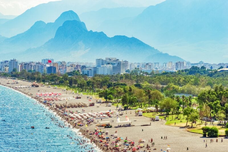 O saptamana de VARA in Antalya – 148 euro (include zbor si cazare)