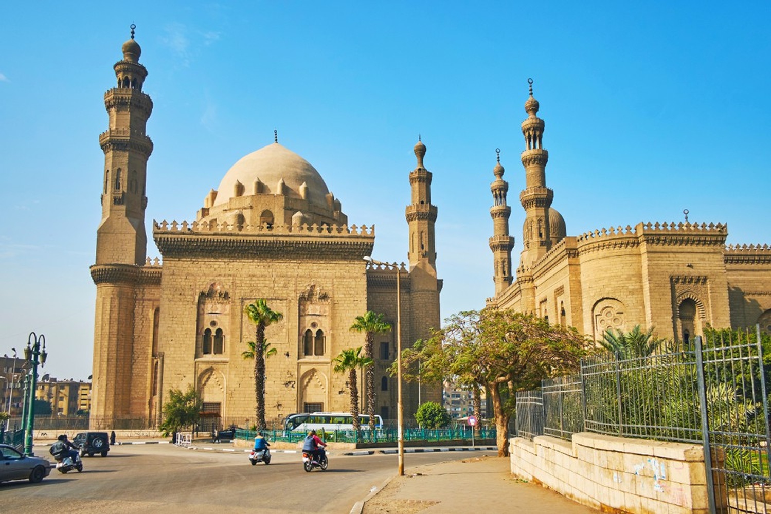 5 nopti in Egipt – 251 euro (include zbor si cazare)