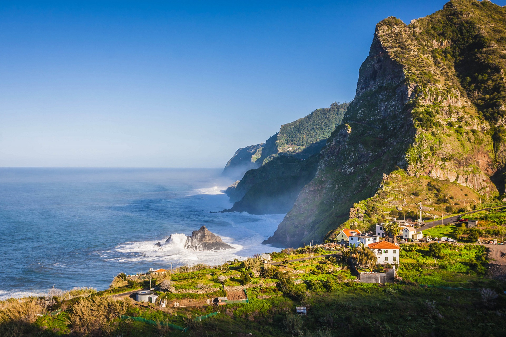 O saptamana in Madeira, insula primaverii eterne – 422 euro (zbor + cazare)