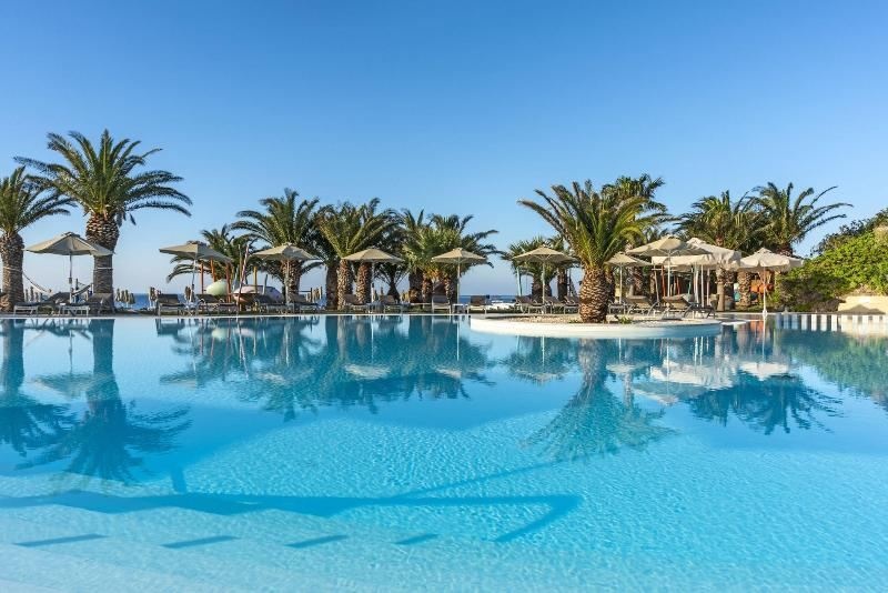 VARA in Creta: TOP 5 cele mai ieftine hoteluri cu piscina, tarife de la 14 euro/persoana pe noapte!