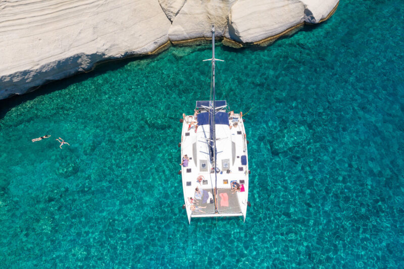 Vacanta pe Insula Milos, Grecia! – 522 euro (zbor si cazare 6 nopti)