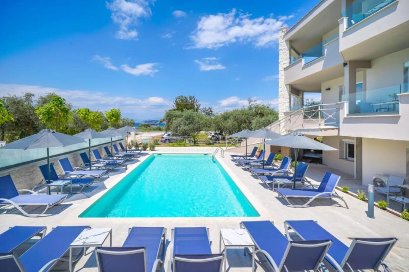 Apartament in THASSOS cu piscina, situat langa plaja, nota 9.9 pe booking
