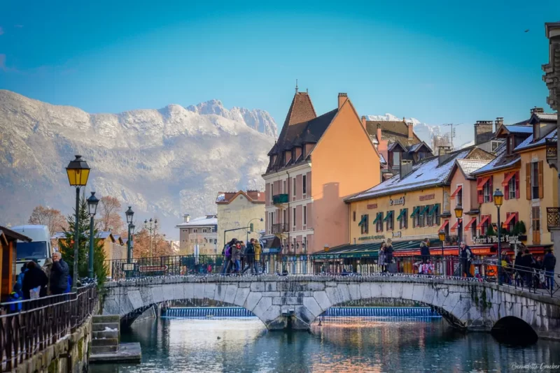 Vacanta de iarna in Alpi (Lyon si Annecy) – 134 euro! (zbor + cazare 4 nopti)