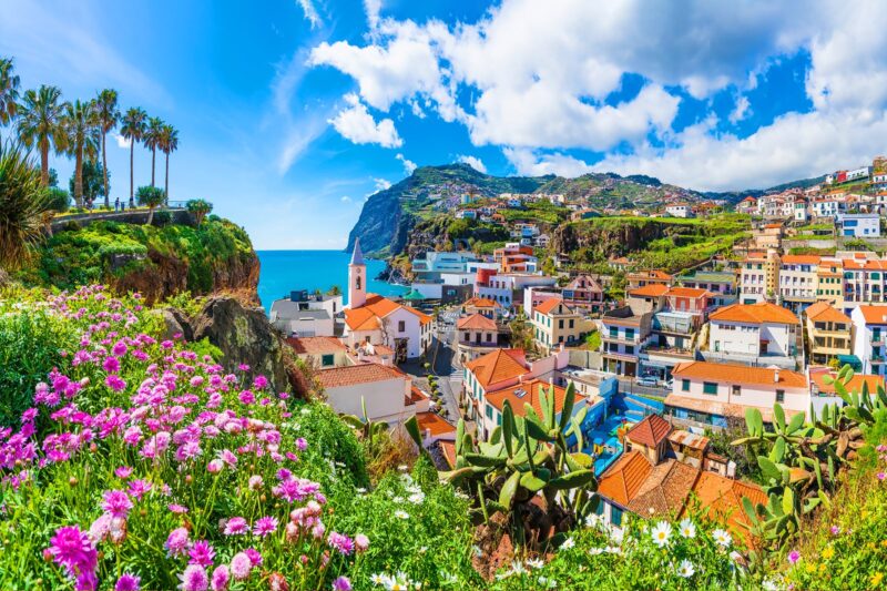 CEL MAI MIC PRET! O saptamana in Madeira, insula primaverii eterne – 251 euro (zbor + cazare)