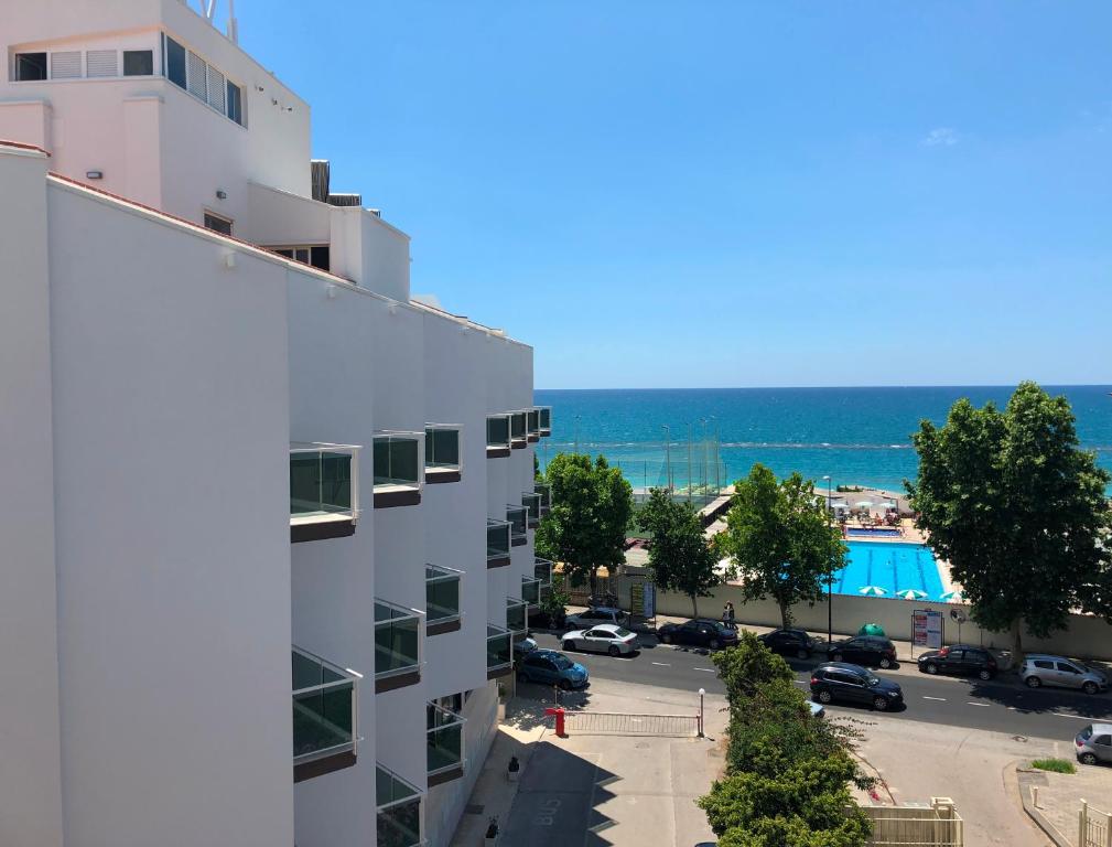 Cazare 4* in Salerno,Coasta Amalfi la doar 30 euro/persoana/noapte