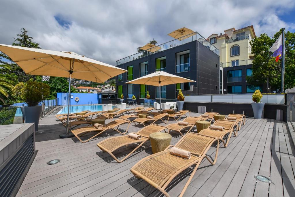 Hotel deosebit in Madeira cu terasa si piscina PANORAMICA