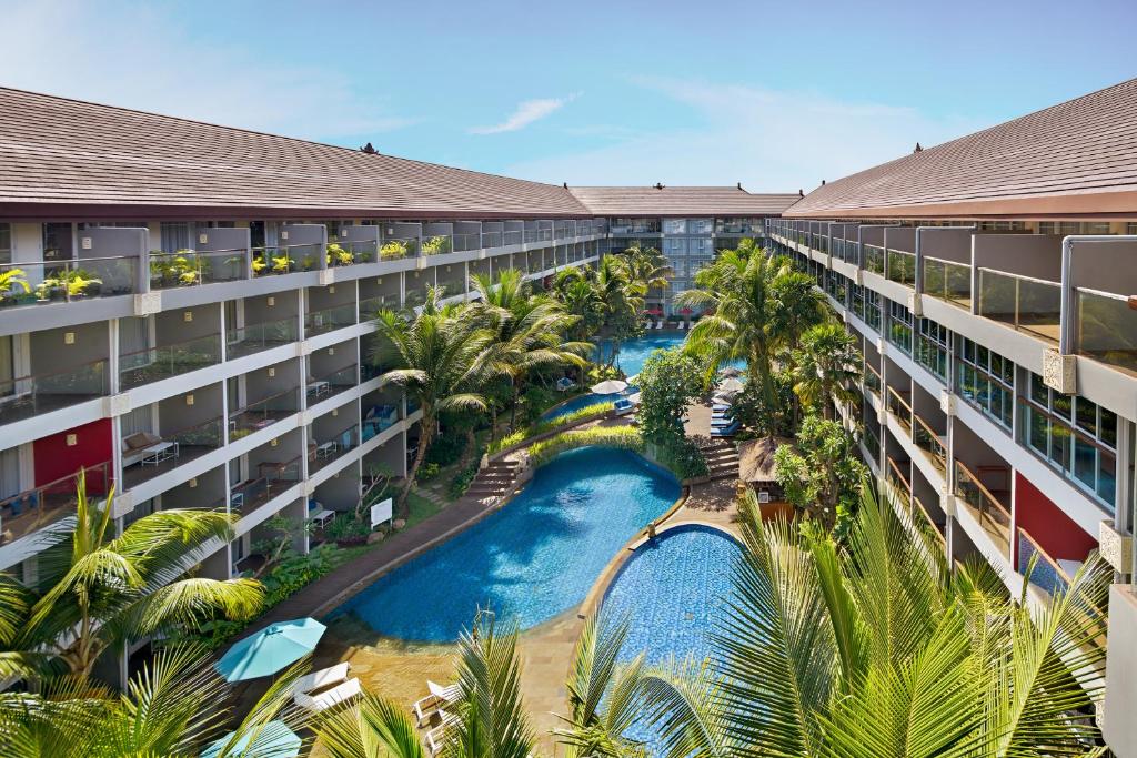 Hotel de 4 stele in BALI CU PISCINA  la doar 23 euro/noapte/persoana