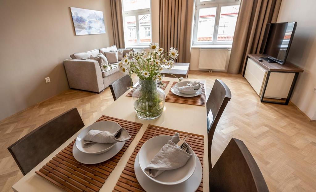 Apartament 4* in Praga, orasul de aur la doar 24 euro/persoana/noapte