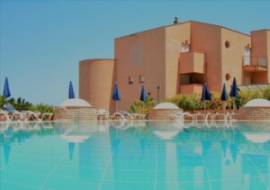 Vacanta la Palermo – hotel cu piscina si camere cu vedere spre mare