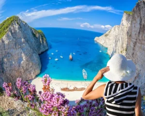 Zboruri de VARA spre Zakynthos, Grecia de la 120 euro dus-intors
