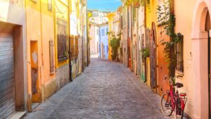 Zboruri spre Rimini de la 127 euro dus-intors