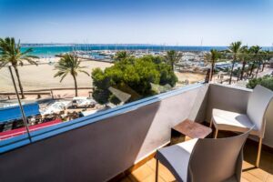Hotel perfect pentru city break cu vibe de vacanta – Nautic, Mallorca