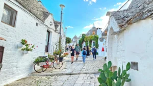 City break in Bari si Alberobello – 112 euro (zbor si cazare 3 nopti)